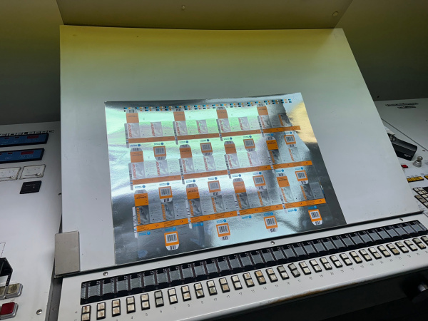 Heidelberg CD 102F+L UV / IR